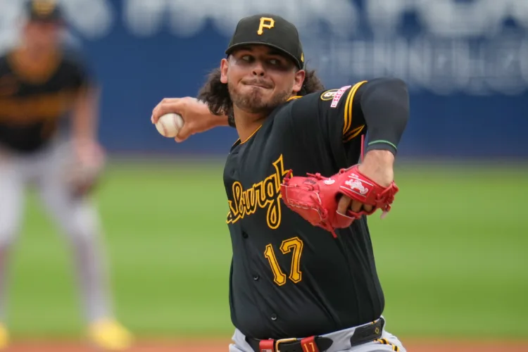 Jones becomes first Pirates' pitcher since 1981 to retire at least 30 consecutive batters